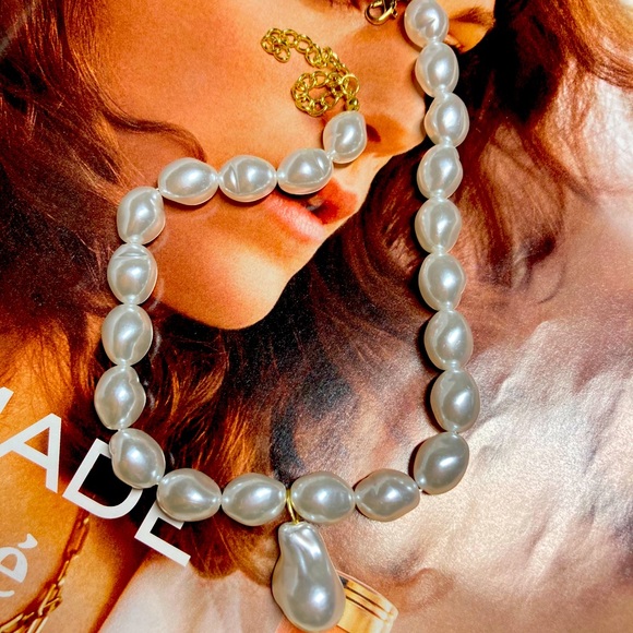 🌟 Pearl Baroque Choker Necklace - Picture 5 of 5